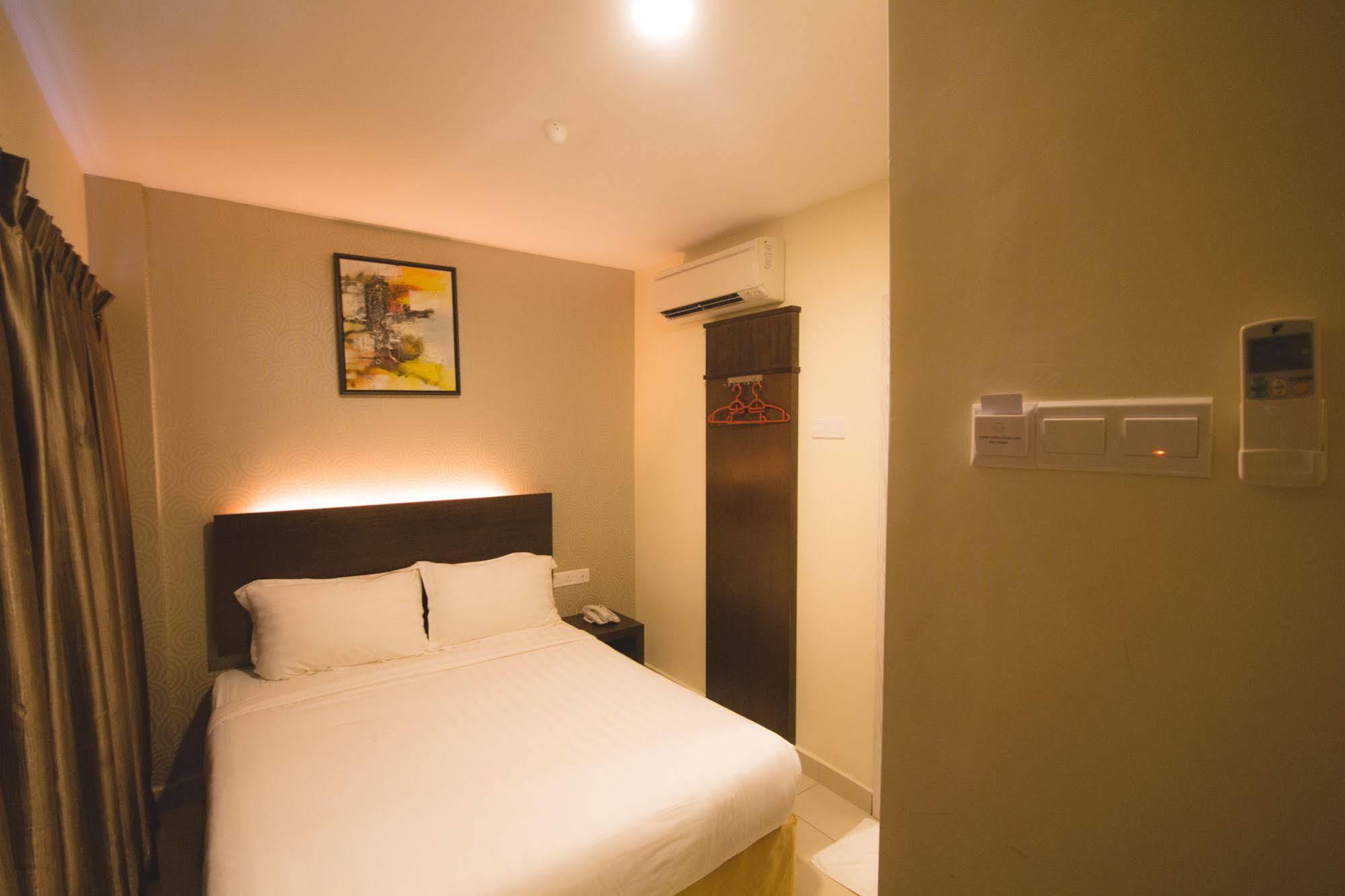 Gm Hotel Sunway Metro Petaling Jaya Exterior photo