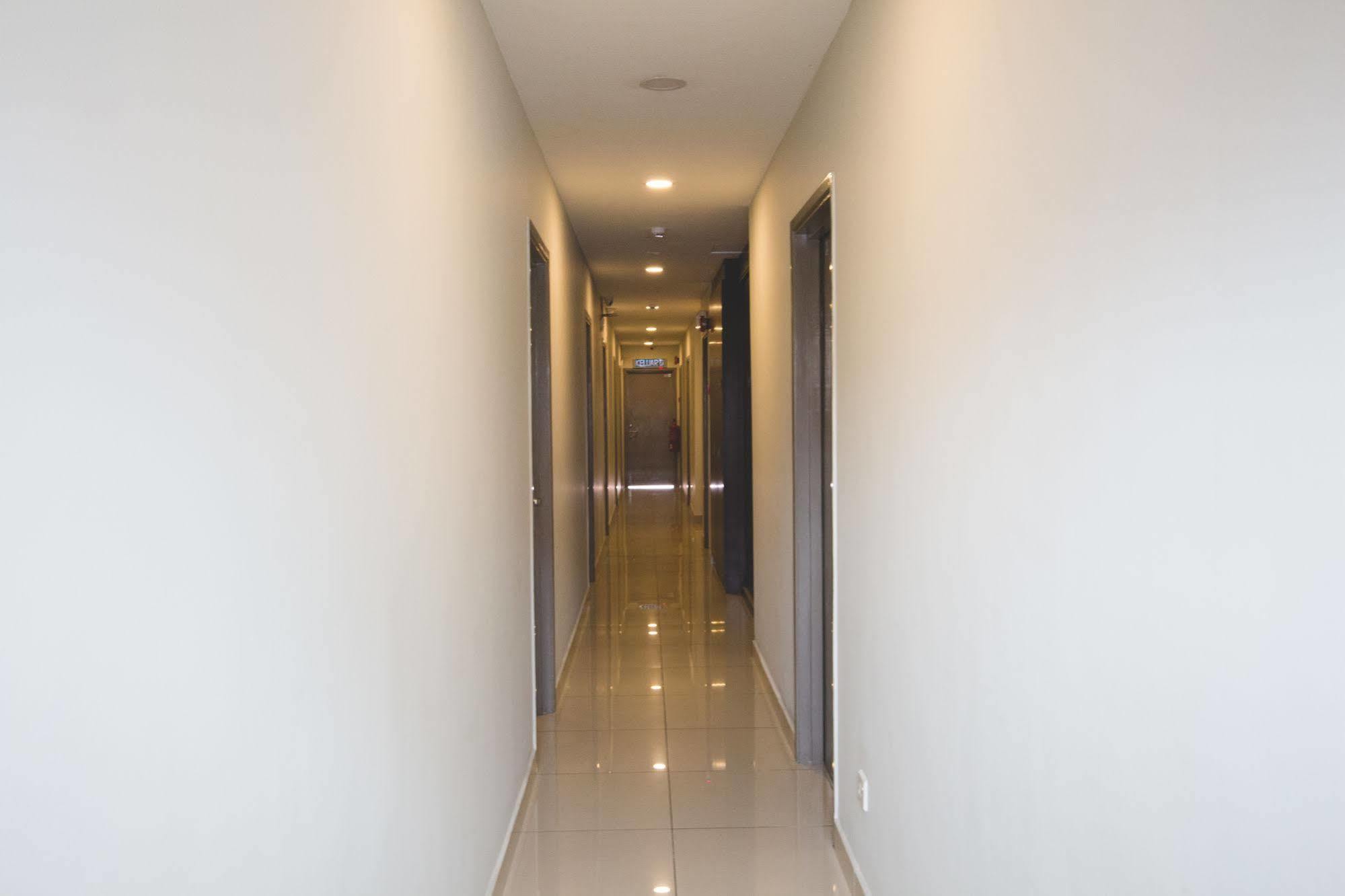 Gm Hotel Sunway Metro Petaling Jaya Exterior photo